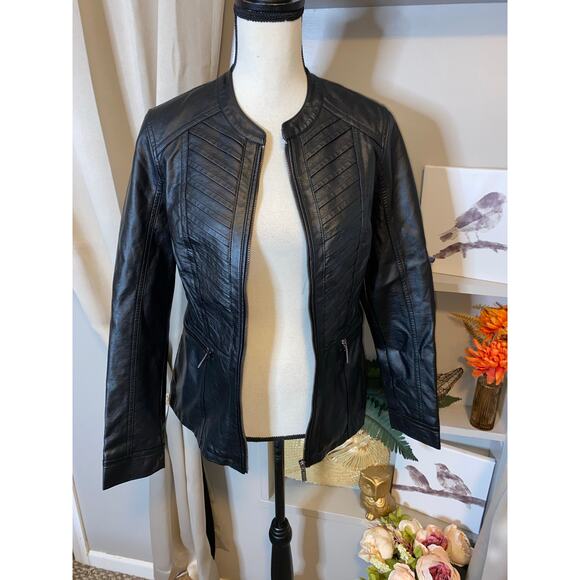 NWT Mark Alan New York size Medium Black Front Zip Faux Leather Moto Jacket - Picture 3 of 12